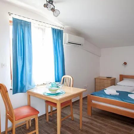 Arcobaleno Apartments Piran Exterior photo